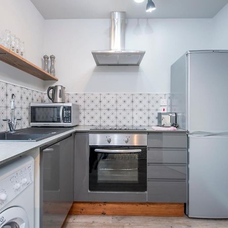 Pass The Keys New Stylish & Elegant 2 Bed Apartment In The City! Cardiff Eksteriør billede