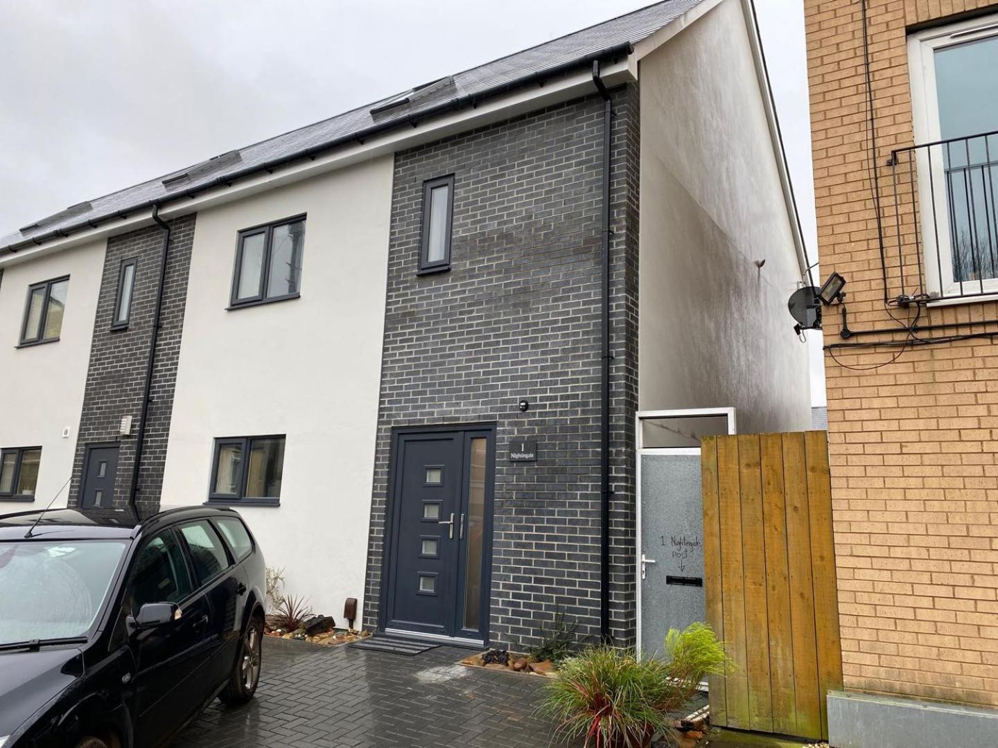 Pass The Keys New Stylish & Elegant 2 Bed Apartment In The City! Cardiff Eksteriør billede